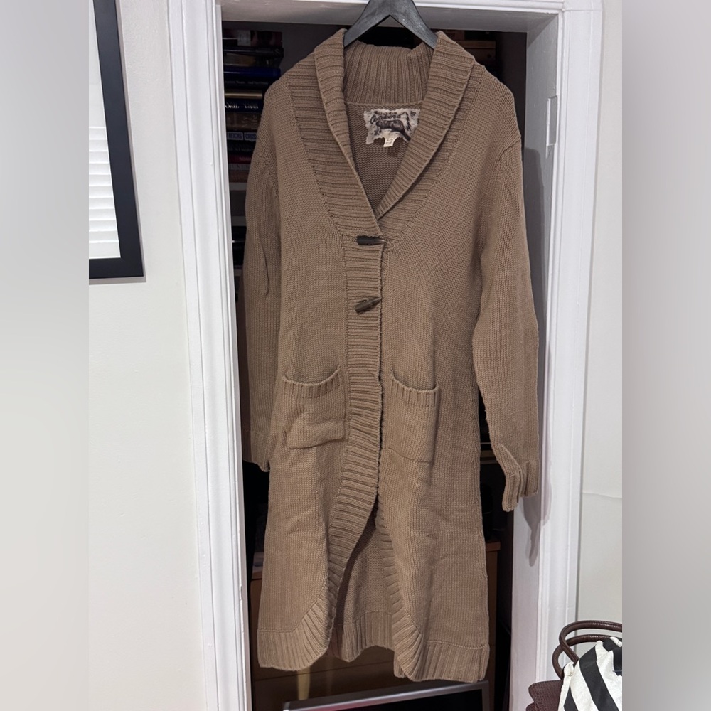 🍁✨ HOST PICK✨Roots Taupe Long Sweater Jacket — Cozy Canadian Classic ✨🍁 - Picture 3 of 16